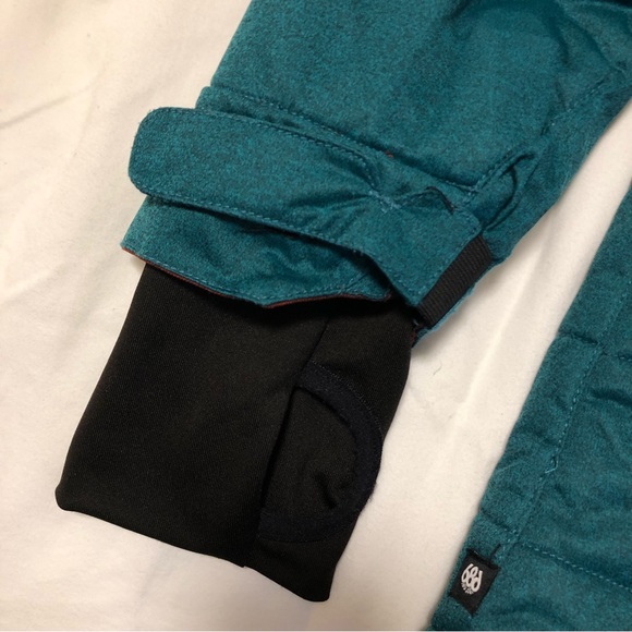 ❌ SOLD ❌ 686 Snowboard Waterproof Woman Jacket 🏂 - Picture 15 of 16